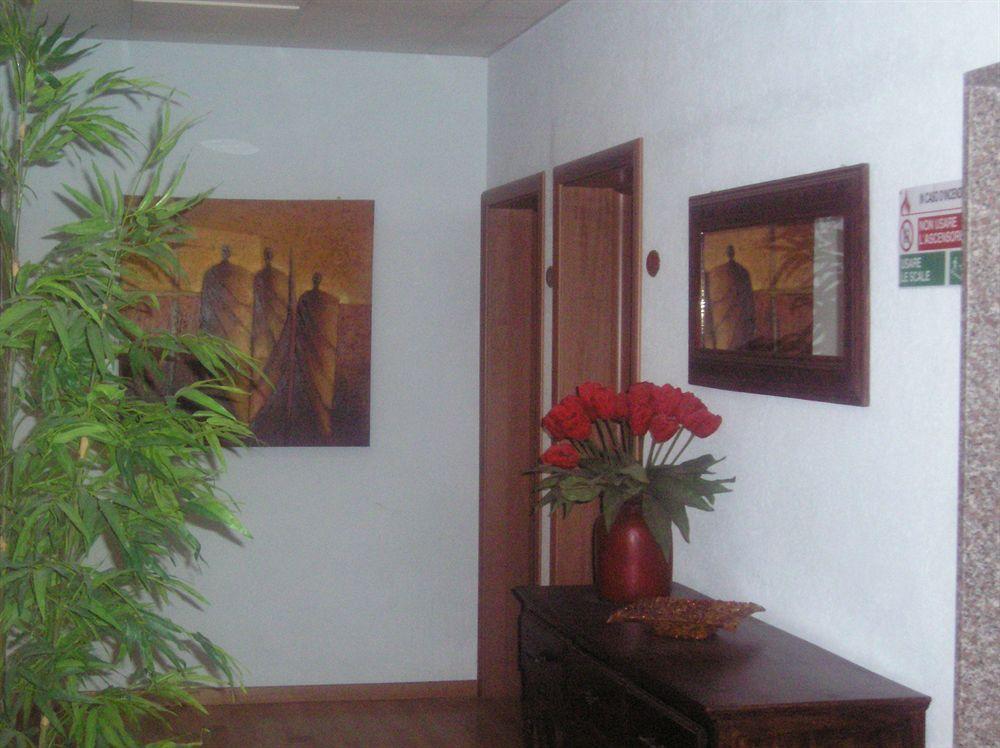Hotel Villa Dei Gerani Rimini Exteriör bild