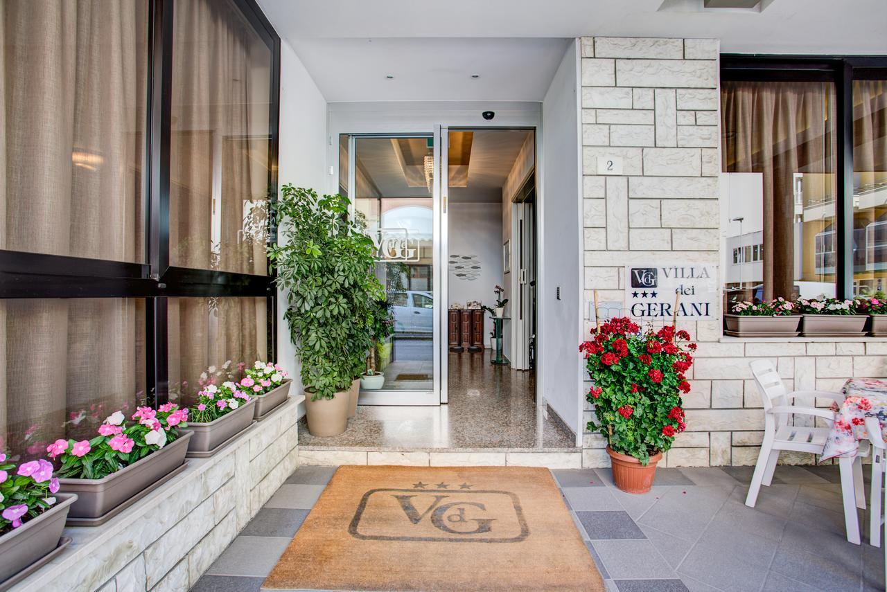 Hotel Villa Dei Gerani Rimini Exteriör bild