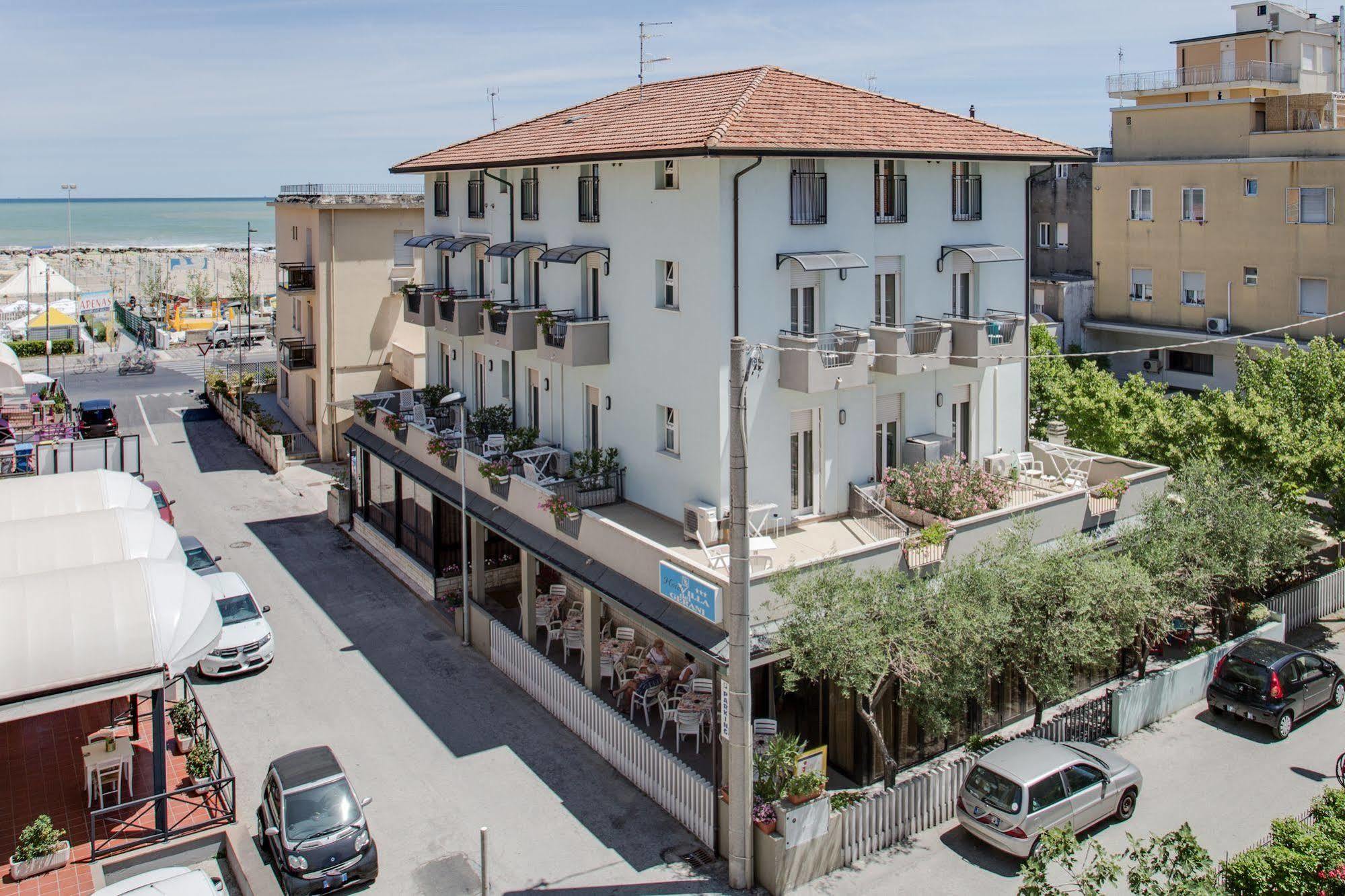 Hotel Villa Dei Gerani Rimini Exteriör bild