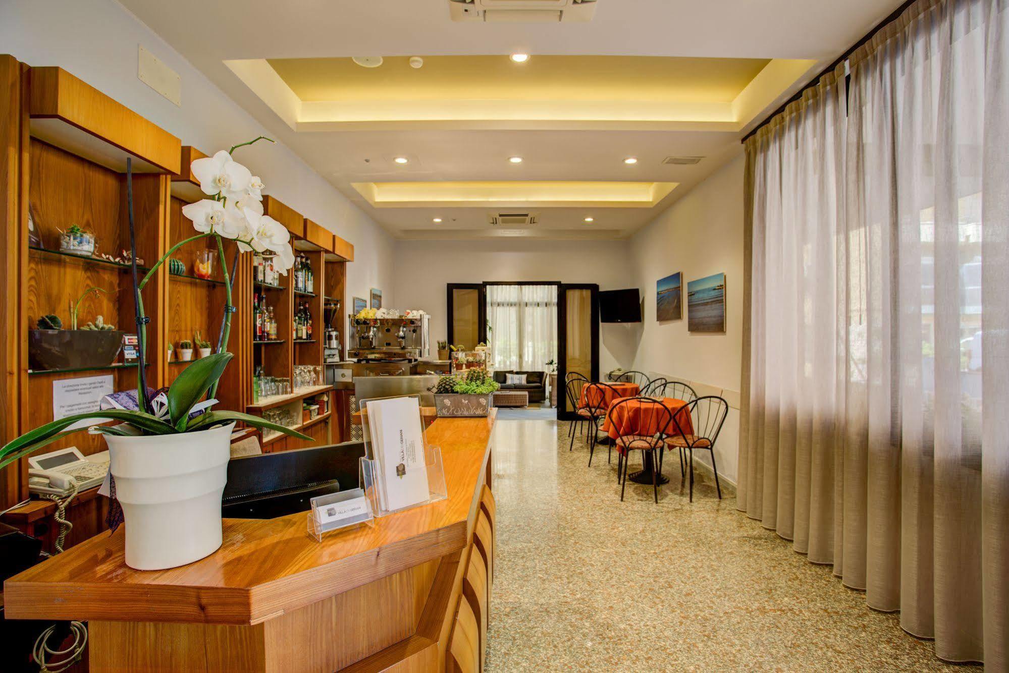 Hotel Villa Dei Gerani Rimini Exteriör bild