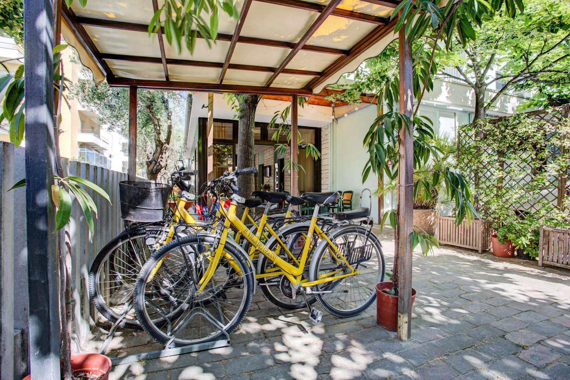 Hotel Villa Dei Gerani Rimini Exteriör bild